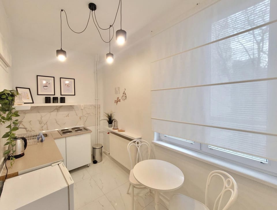 Warsaw Concierge Hoża Corner Apartment in Warsaw
