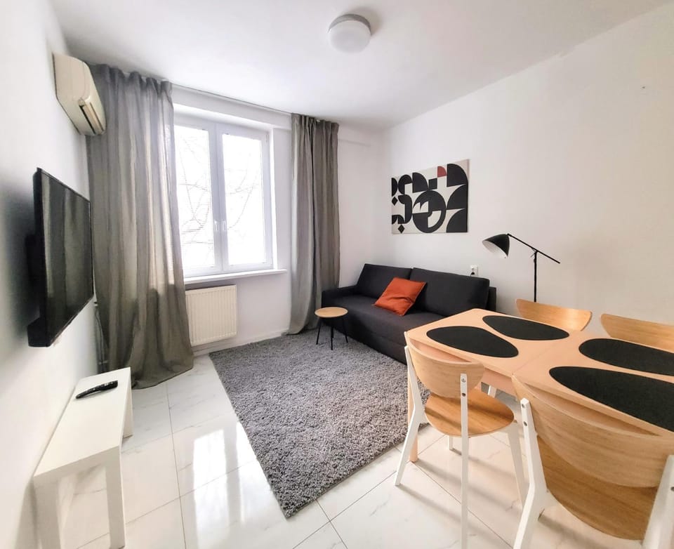 Warsaw Concierge Hoża Corner Apartment in Warsaw