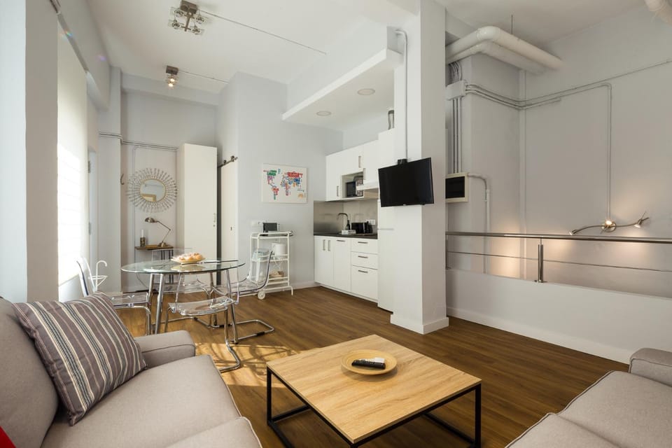 Living room, Dining area