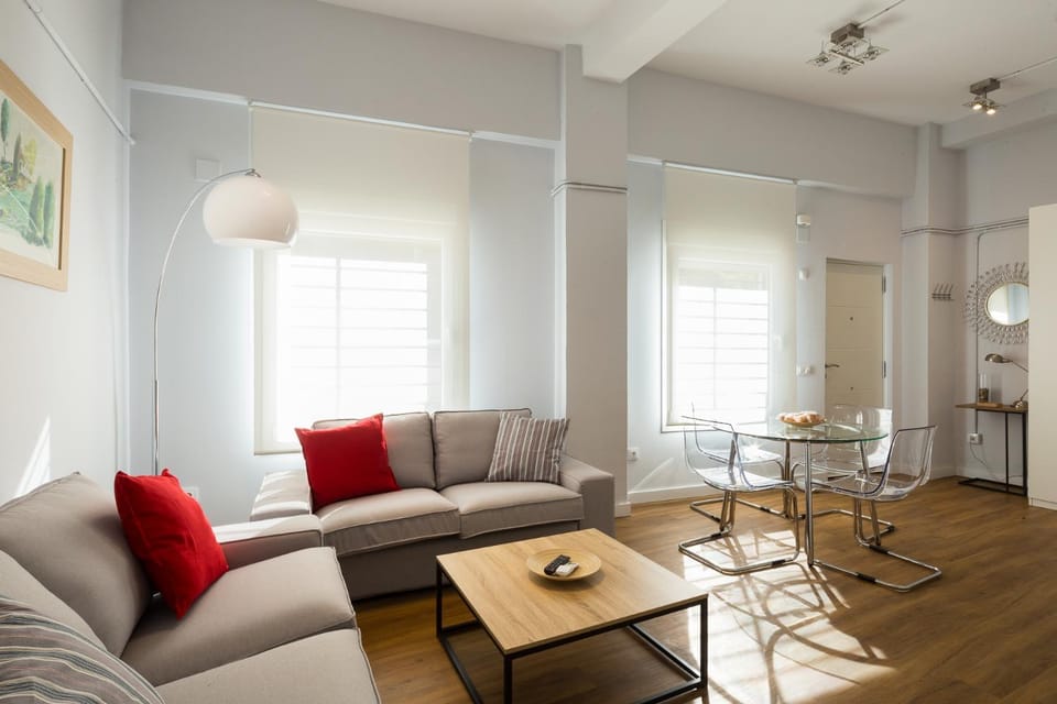 Living room, Dining area