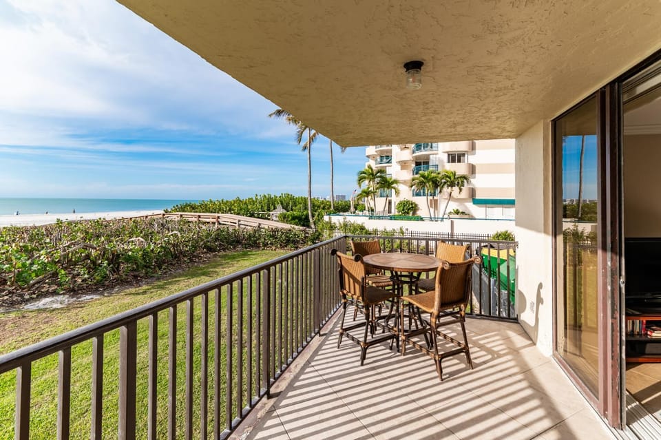 Coastal Bliss I Seawinds Beachfront Escape Apartment in Marco Island