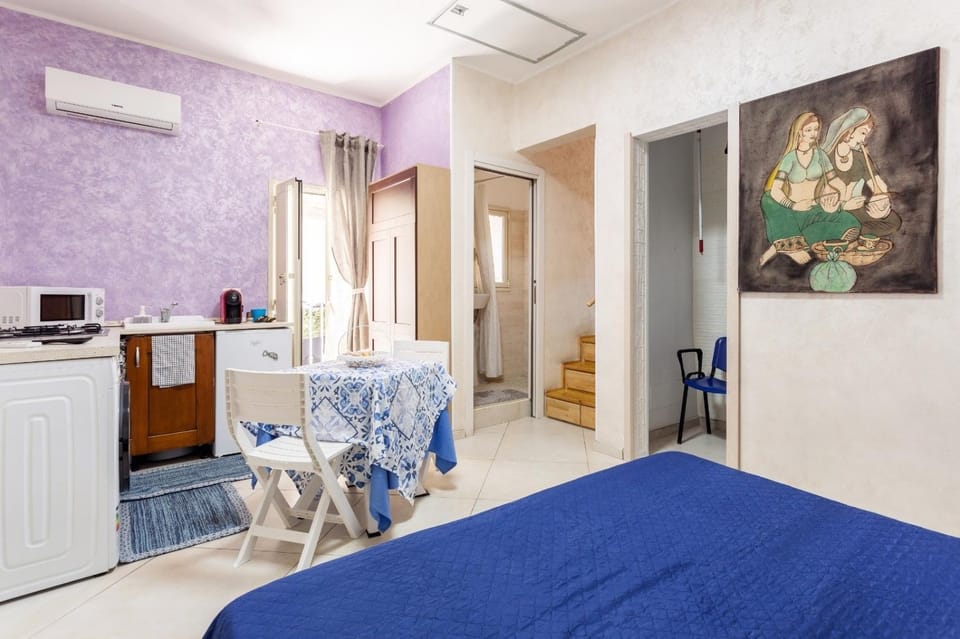Living room, Bedroom