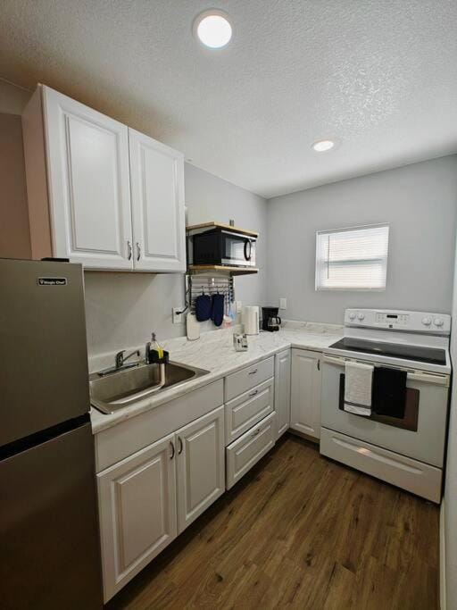 Lovely unit central location Apartment in St Petersburg