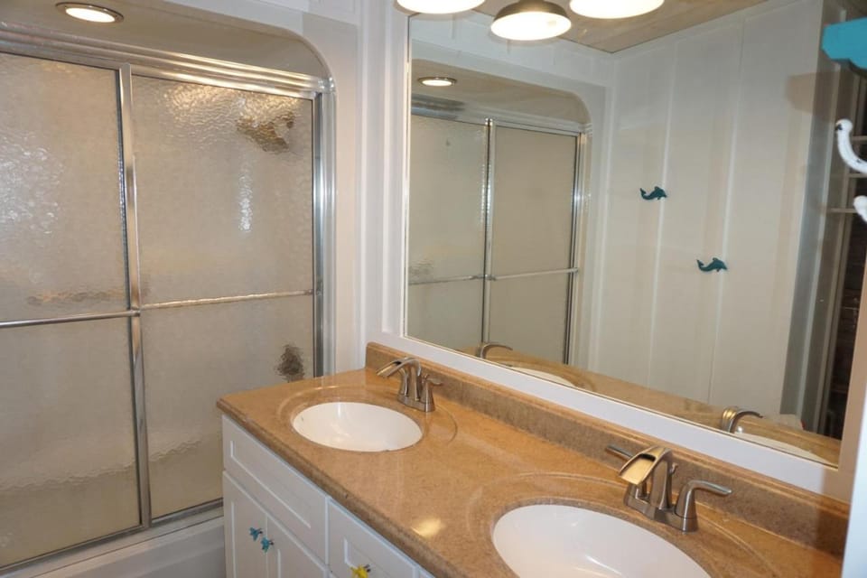 Venture Out 41 Gulf Loop 2bd 1ba WITH GOLF CART House in Lower Grand Lagoon