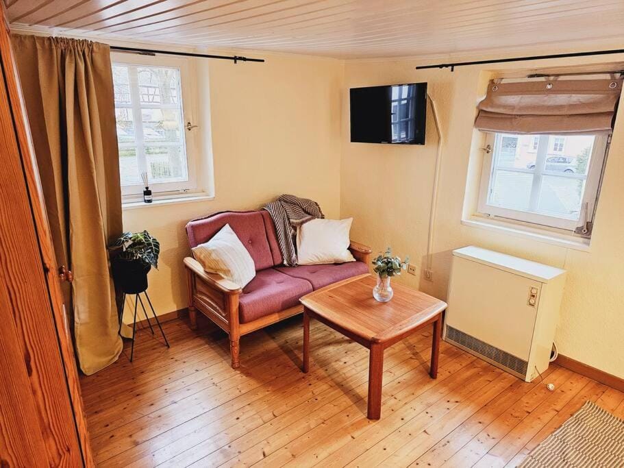 Seating area, Bedroom