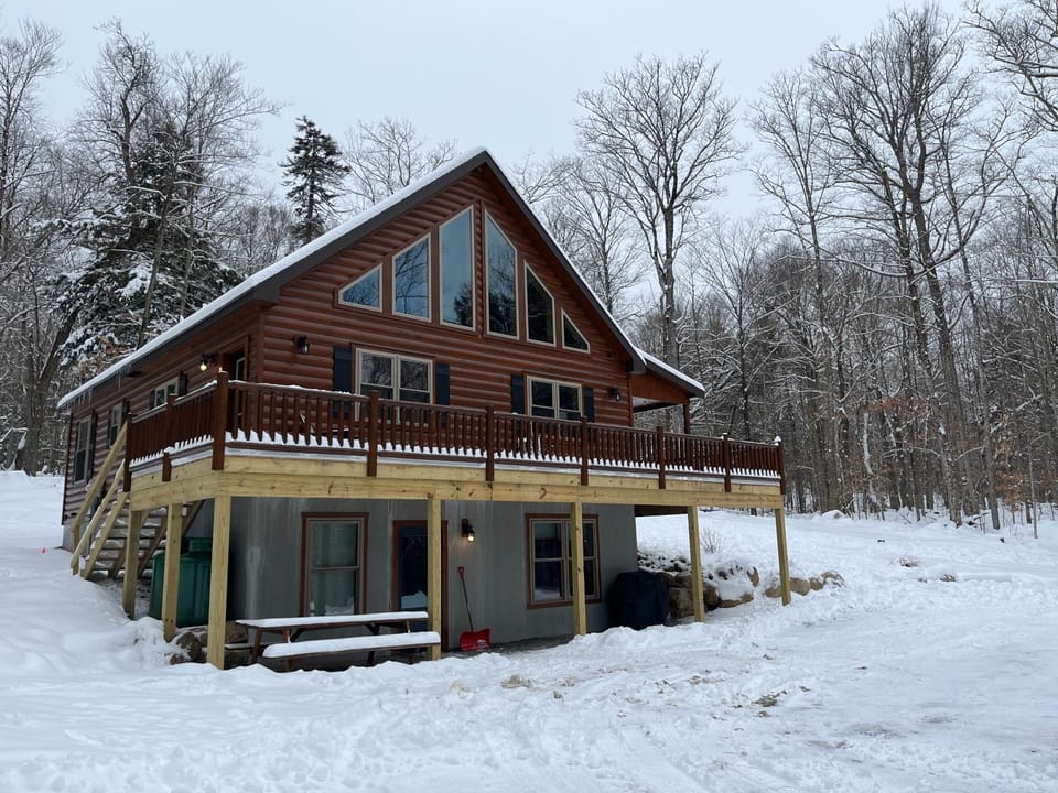 Property building, Natural landscape, Winter