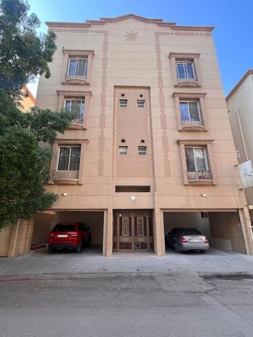 Property building, Parking