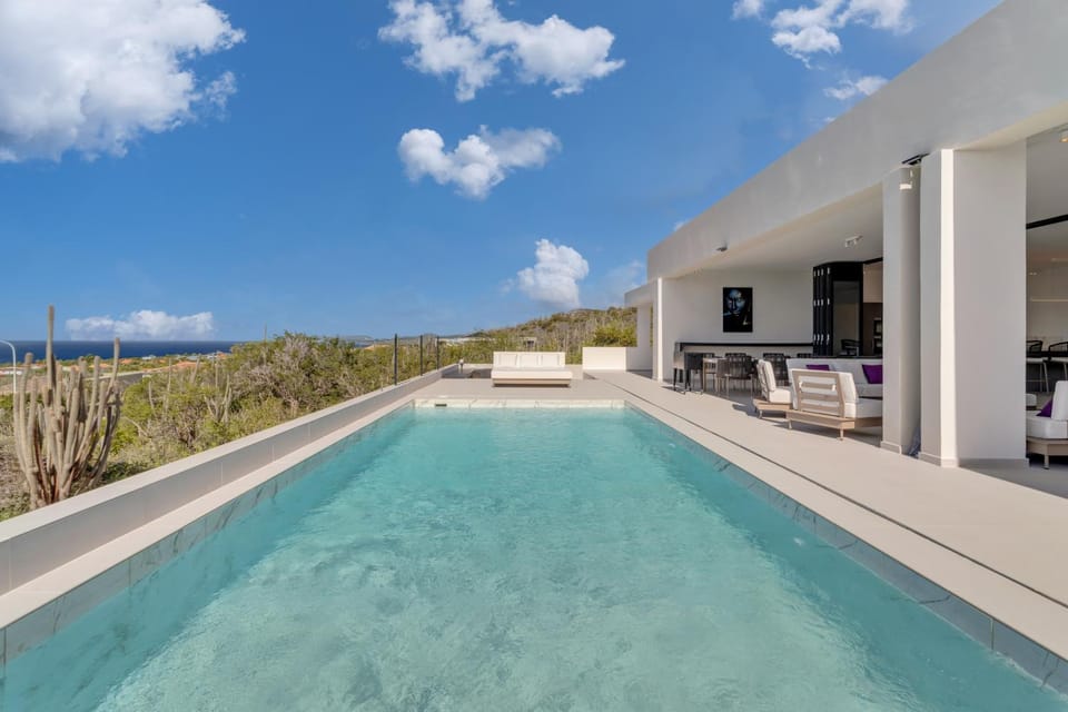 Sea view, Swimming pool