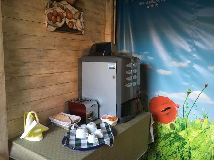 Coffee/tea facilities