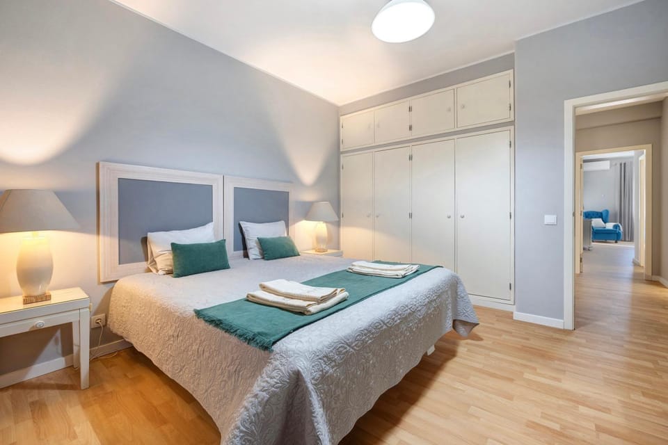 Living room, Bedroom