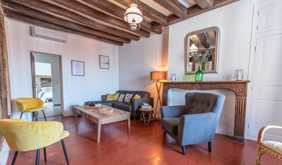 Property building, Living room