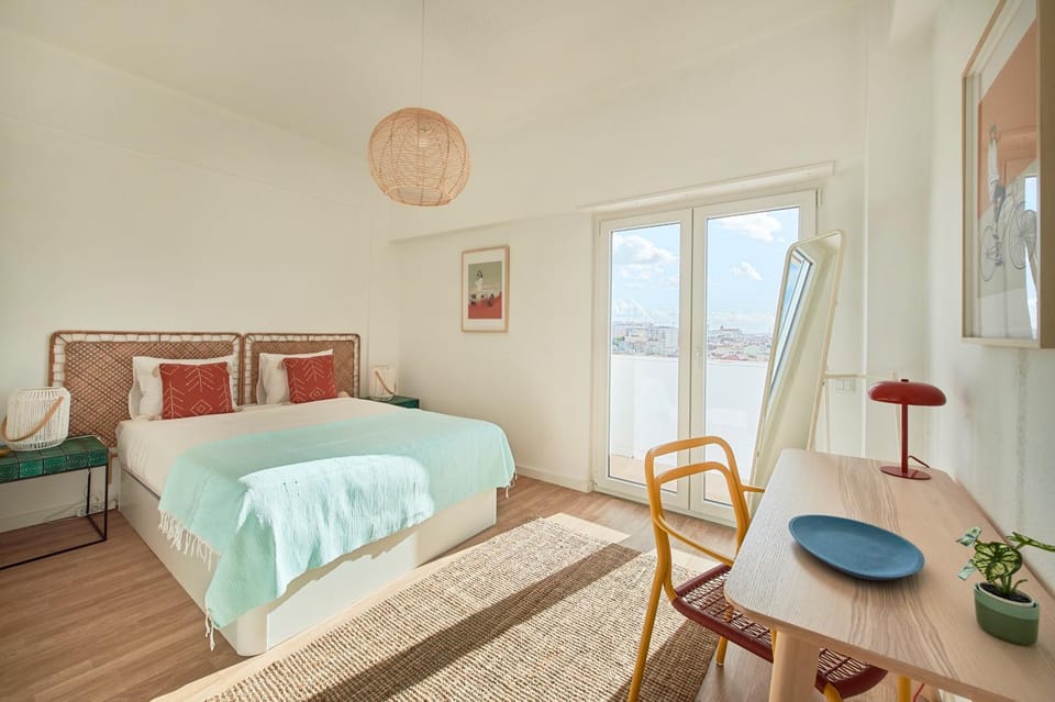 Bed, Bedroom