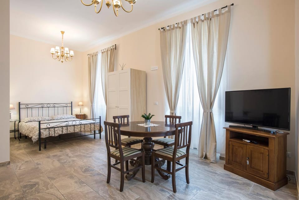 Bed, TV and multimedia