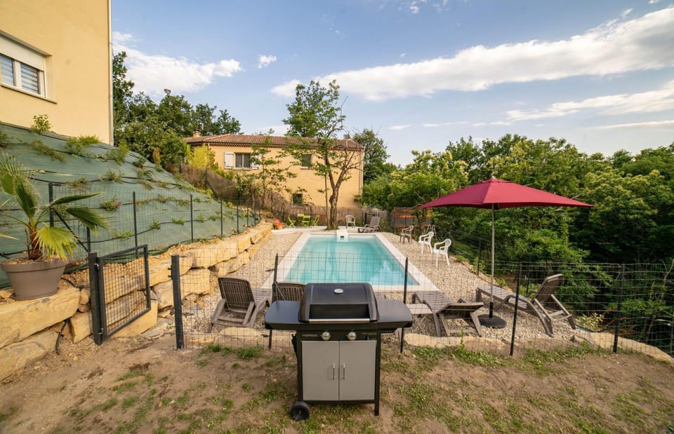 Gite Les Bouches Rouges Villa in Provence