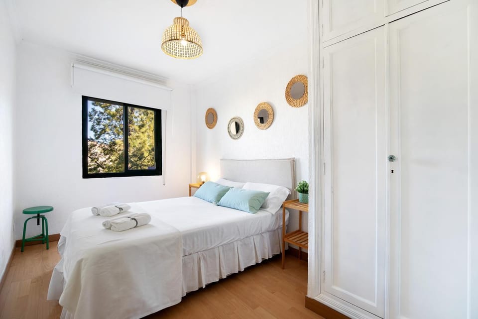 Living room, Bedroom