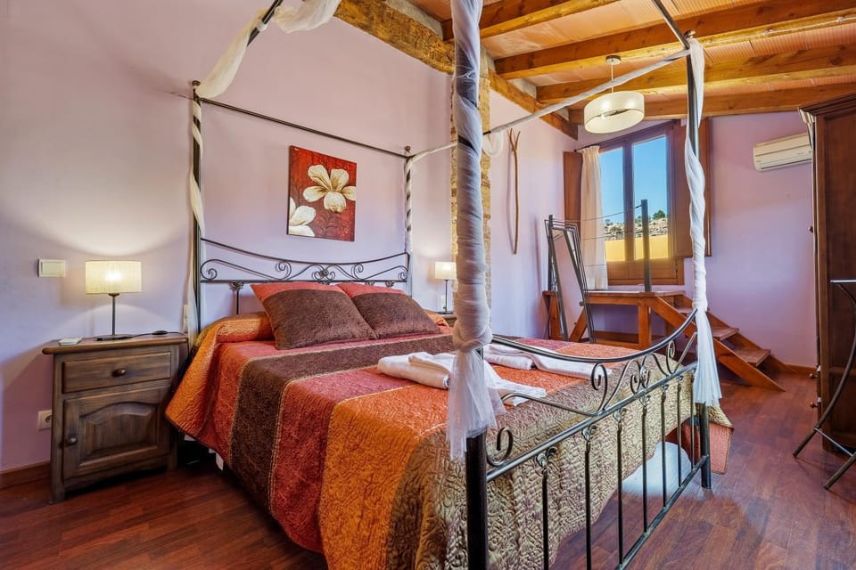 Living room, Bedroom