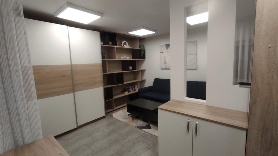 Library, TV and multimedia, hair dresser, wardrobe
