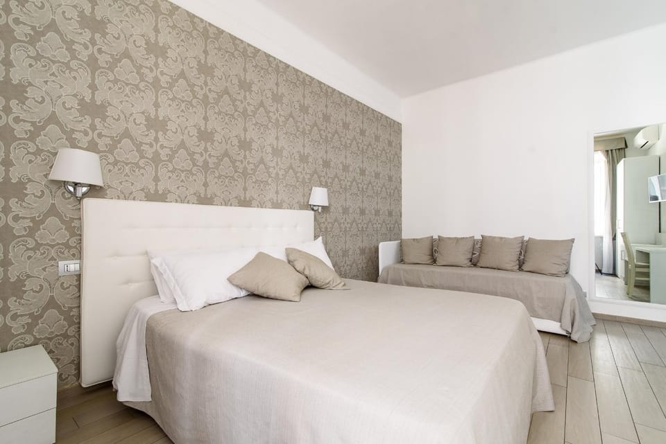 Le Suite dei Mercanti Bed and Breakfast in Rome