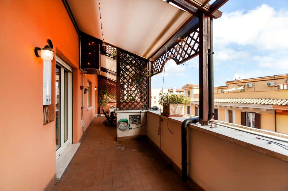 CAVALLEGGERI HOUSE House in Rome