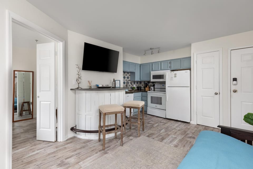 3 Mi to Miramar Beach! Chic Condo w/ Pool Access House in South Walton County