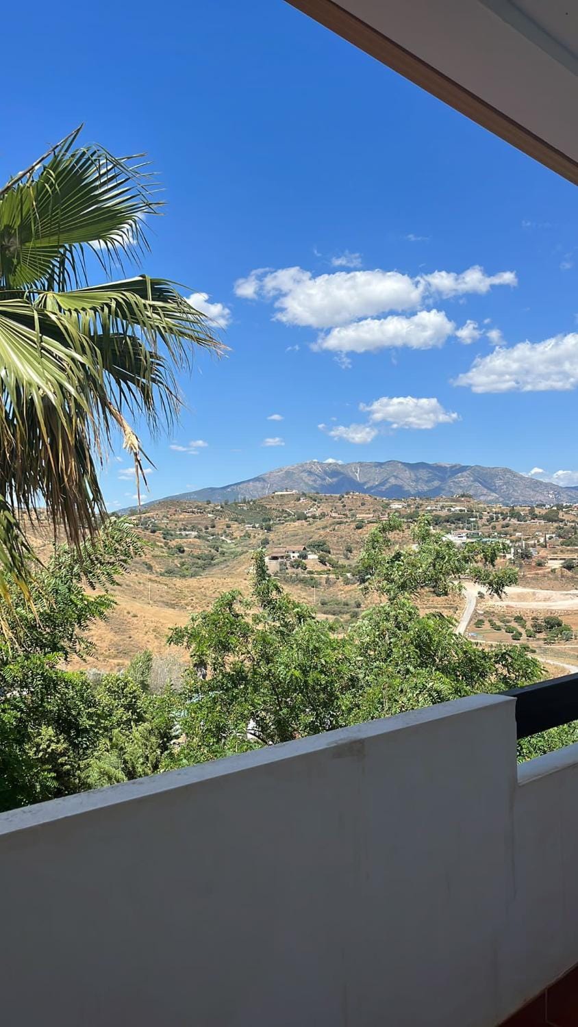 Day, Natural landscape, Balcony/Terrace, Mountain view