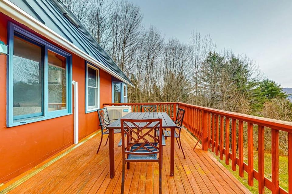 Hawk 1 House in Pittsfield