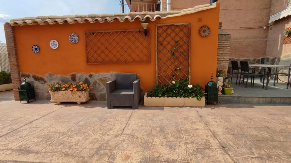 Patio, Day, Garden, Balcony/Terrace