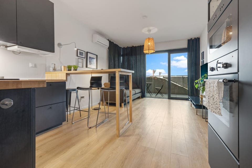 Kitchen or kitchenette, Dining area, dishwasher, minibar, pet friendly, stove