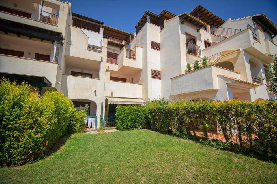 Property building, Spring, Day, Garden, Garden view