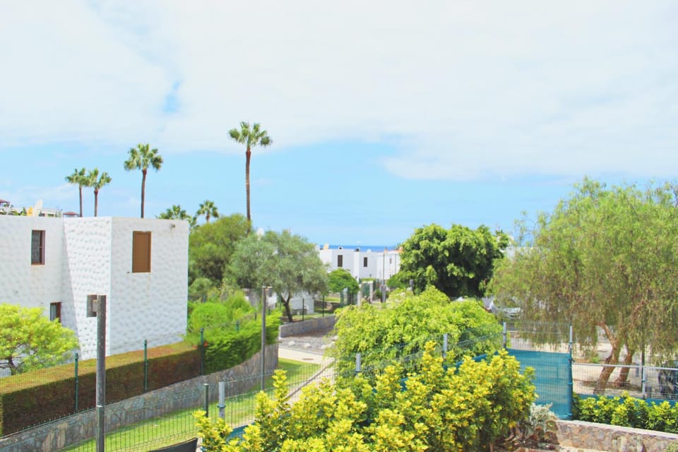 Sea view, Quiet street view