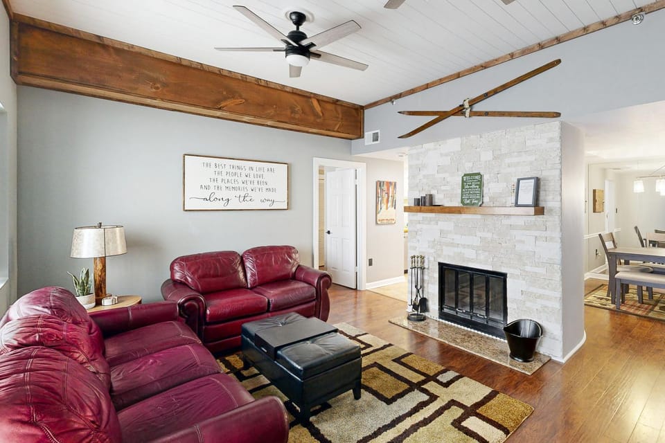 Paradise Peak Retreat Apartment in Sugar Mountain