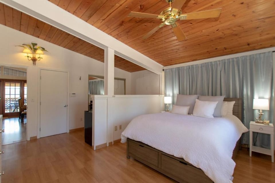 Bay Therapy House in Key Largo