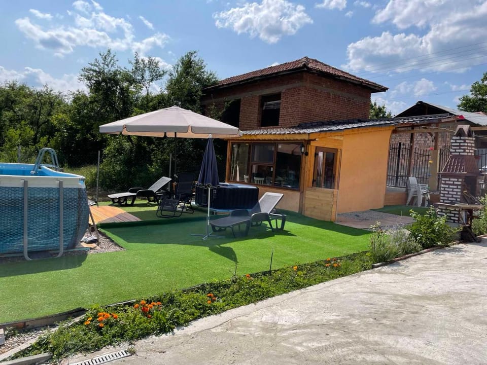 Lipite Guest House Villa in Gabrovo, Bulgaria