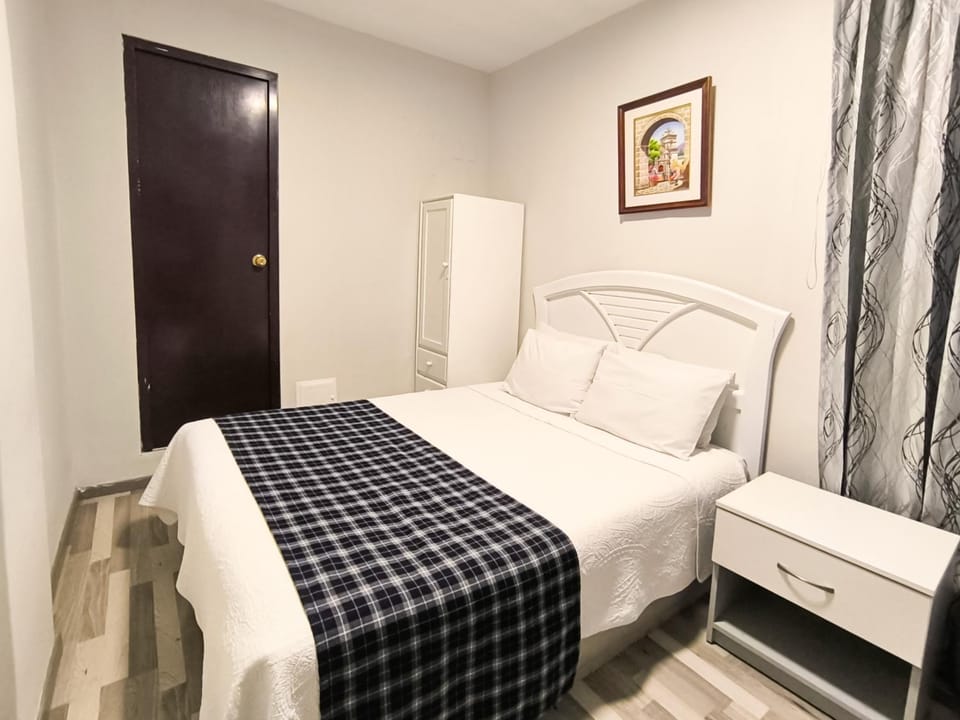Bed, Photo of the whole room, Breakfast