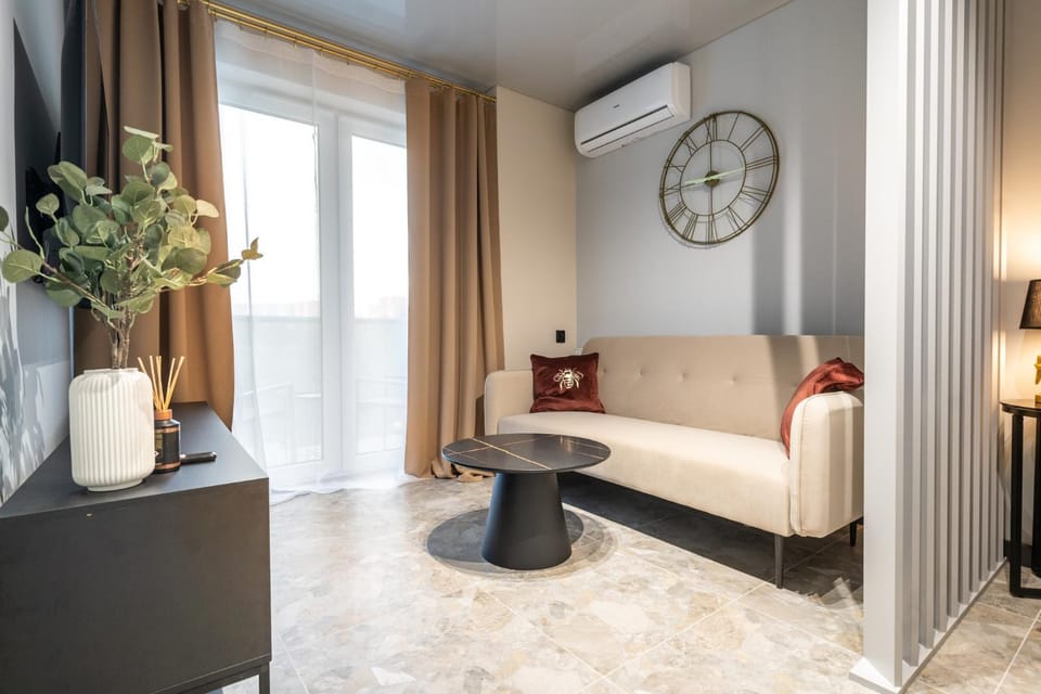 TV and multimedia, Living room, air conditioner