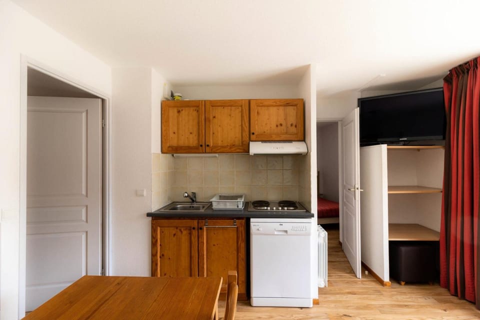Les Chalets De Bois MÉan - D - Appartement sur les hauteurs des Orres 1800 MAE-3211 Apartment in Provence-Alpes-Côte d'Azur