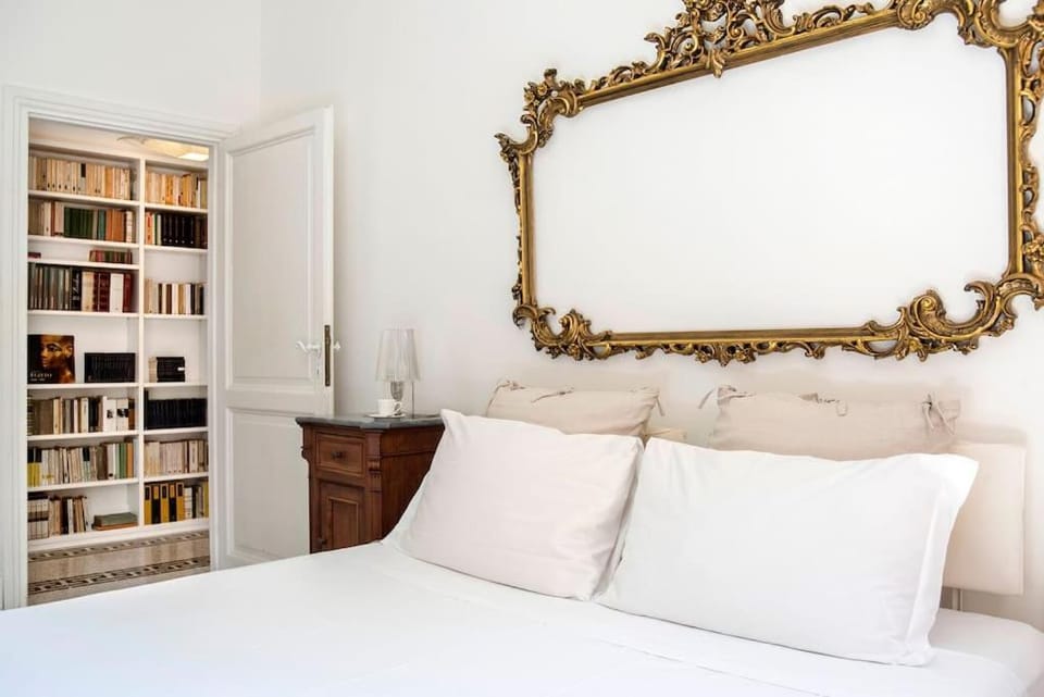 Bed, Bedroom, heating, air conditioner