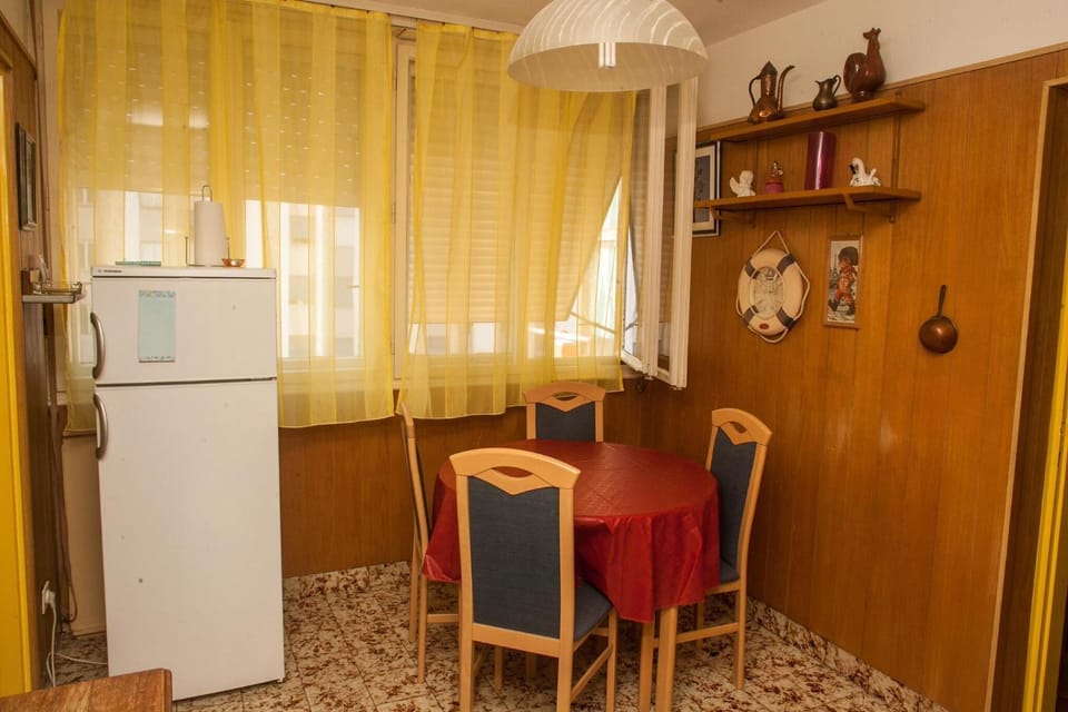 Other, Dining area