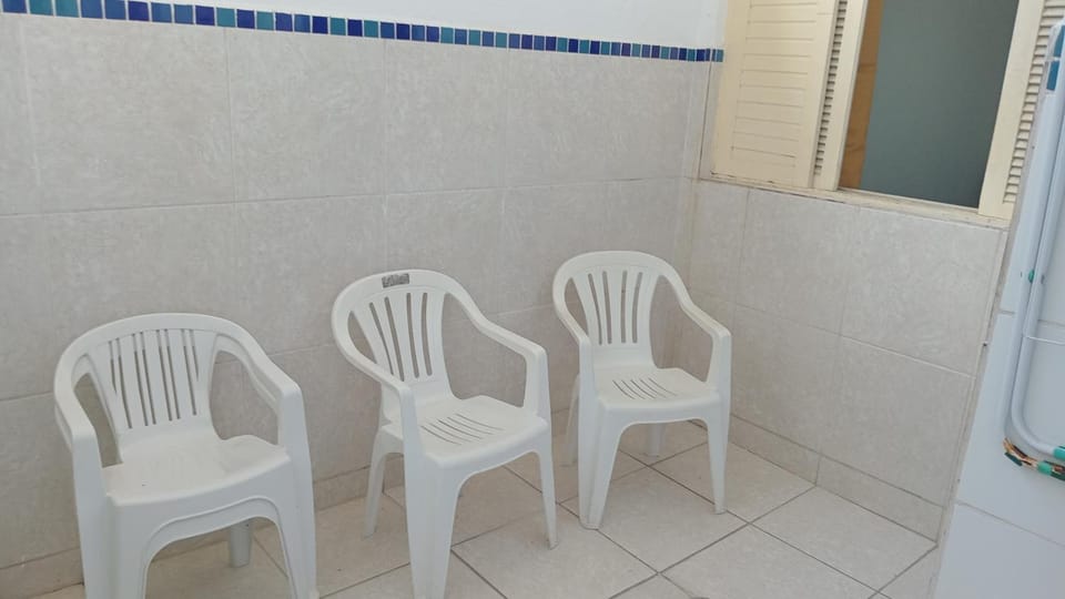 Casa a 250 metros a pé da praia. Ótima localização House in Bertioga