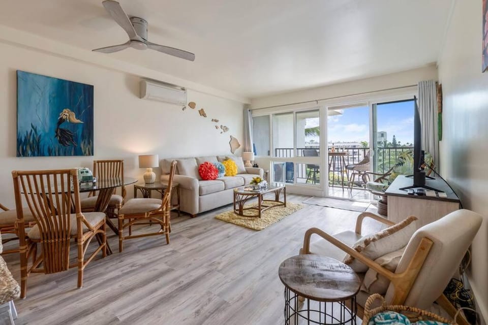 Kihei Akahi C610- Stunning remodeled oceanview in the heart of Kihei Apartment in Wailea