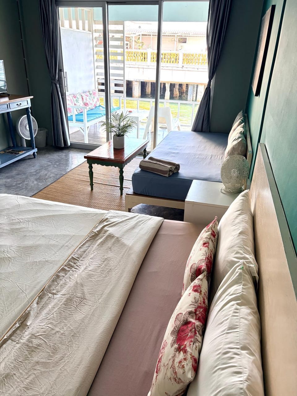 บ้านฟ้าใส รีสอร์ท เกาะล้าน Bed and Breakfast in Chon Buri Changwat