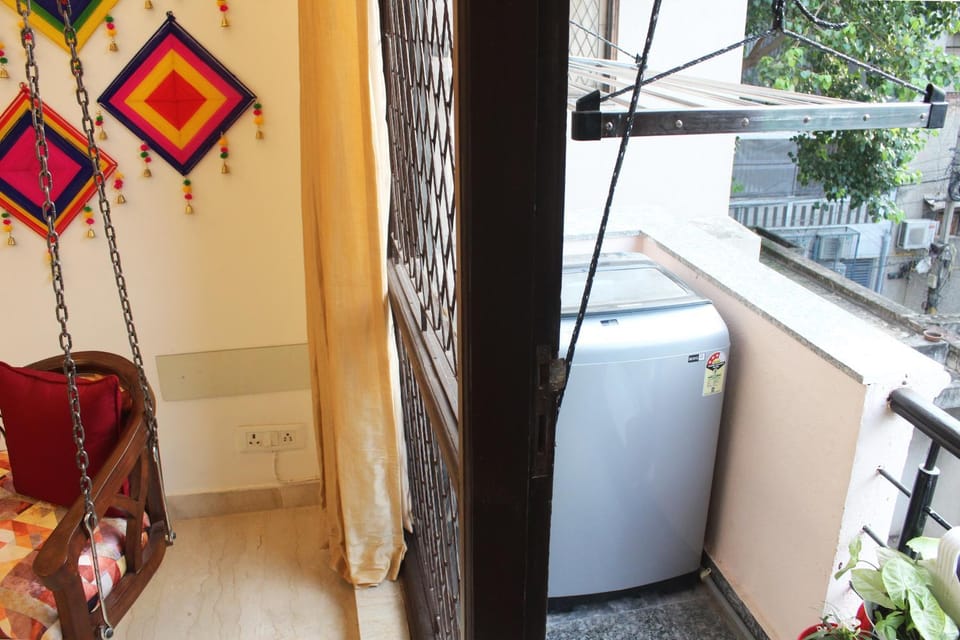 Balcony/Terrace, Living room, washing machine