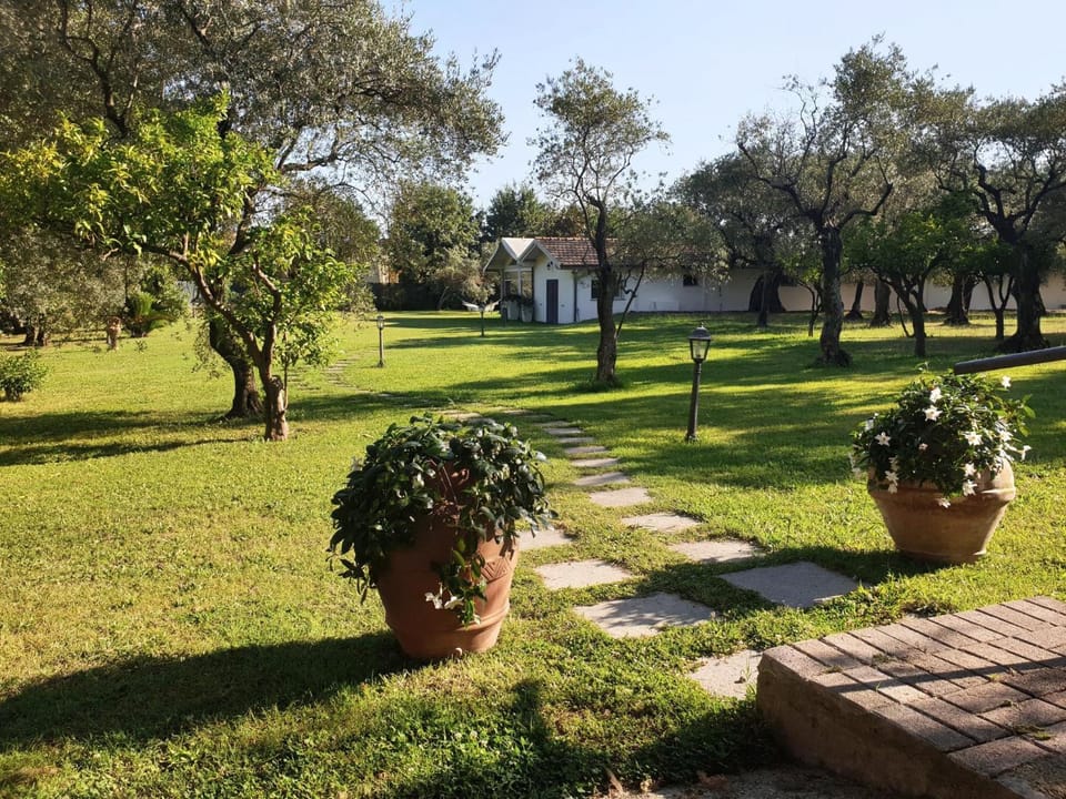 Il Quadrifoglio: villa con piscina a Formia Villa in Formia