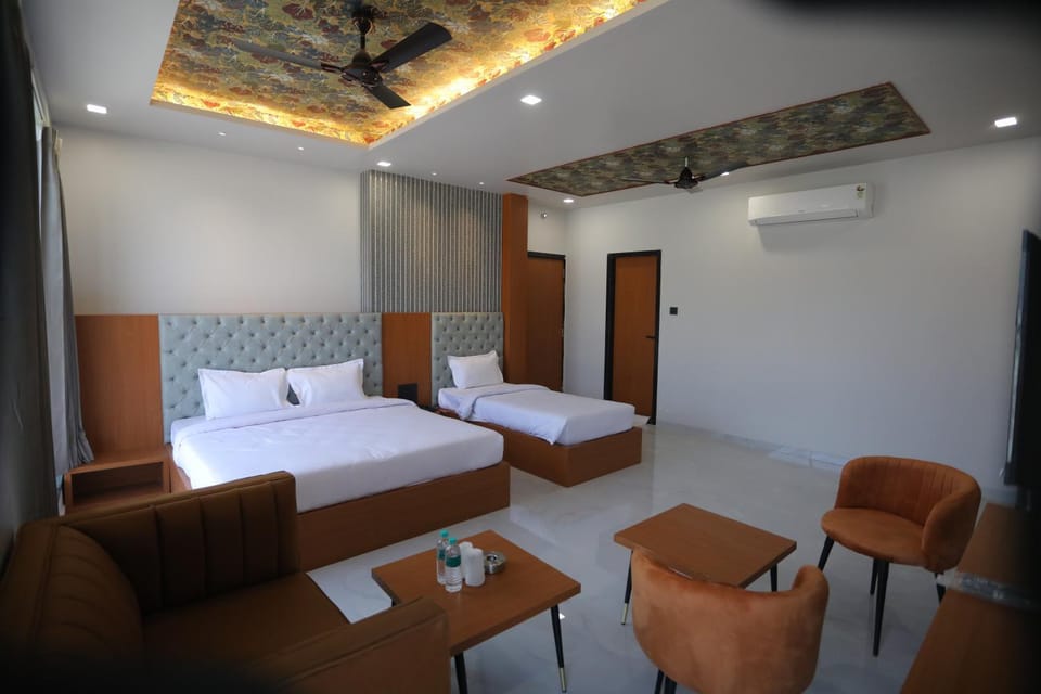 Photo of the whole room, Seating area, Bedroom, air conditioner