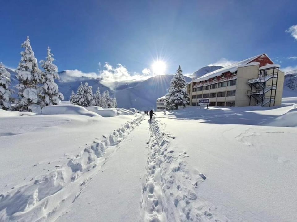Property building, Day, Natural landscape, Winter, Mountain view