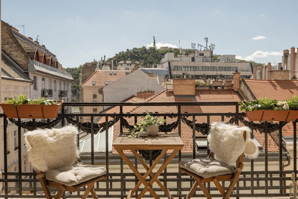 Day, Balcony/Terrace