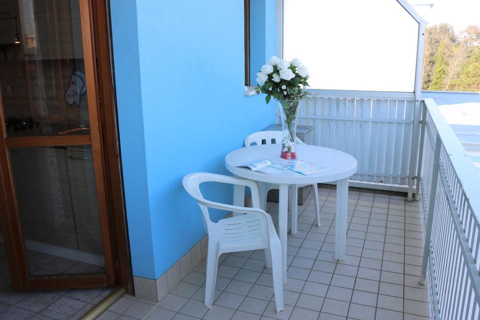 Balcony/Terrace, Dining area