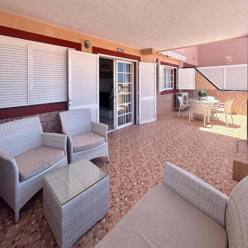 Stunning 2 bedroom apt in Los Cristianos K203 Apartment in Los Cristianos