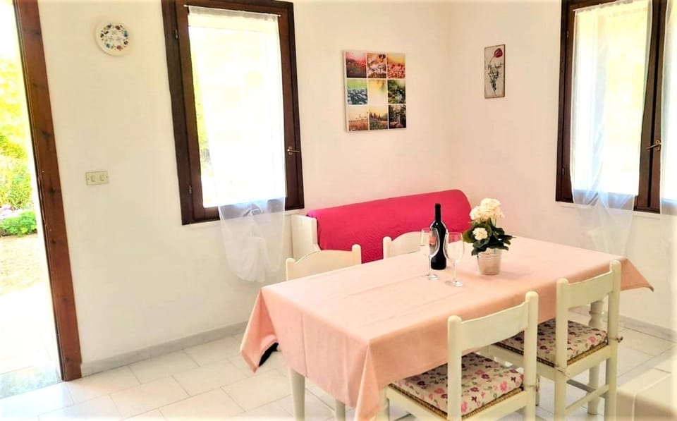 Ferienhaus Casa Geranio - Villaggio Galanu House in Sardinia