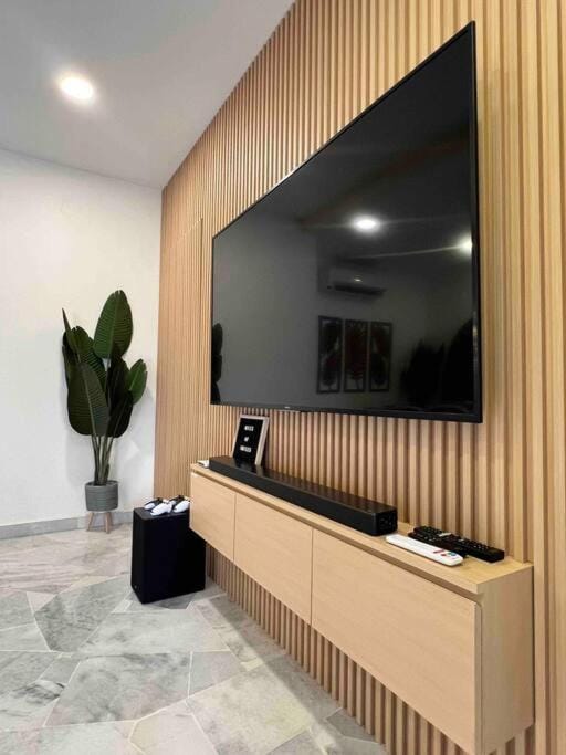 Peaceful Escape - Landed Endlot House Subang Jaya House in Subang Jaya